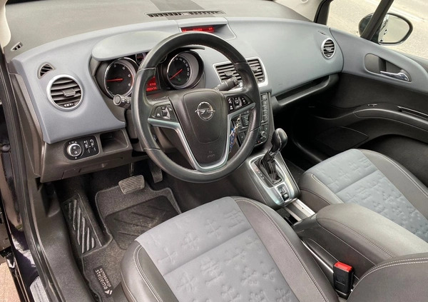 Opel Meriva cena 22700 przebieg: 199855, rok produkcji 2010 z Chojnów małe 742